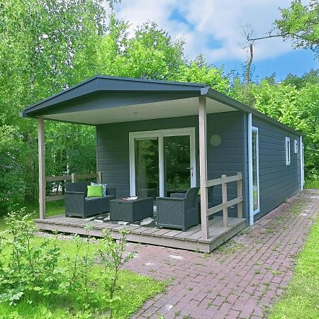 4P Chalet Tolve Met 4 Fietsen Vlakbij Natuurgebieden Drents Friese Wold, Fochteloerveen En Gevangenisdorp Veenhuizen 奥斯特沃尔德 外观 照片