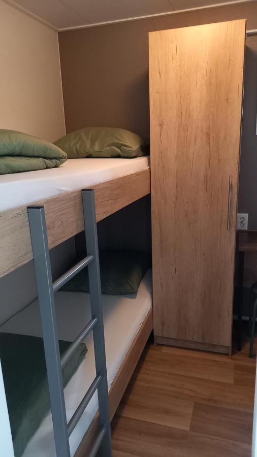 4P Chalet Tolve Met 4 Fietsen Vlakbij Natuurgebieden Drents Friese Wold, Fochteloerveen En Gevangenisdorp Veenhuizen 奥斯特沃尔德 外观 照片