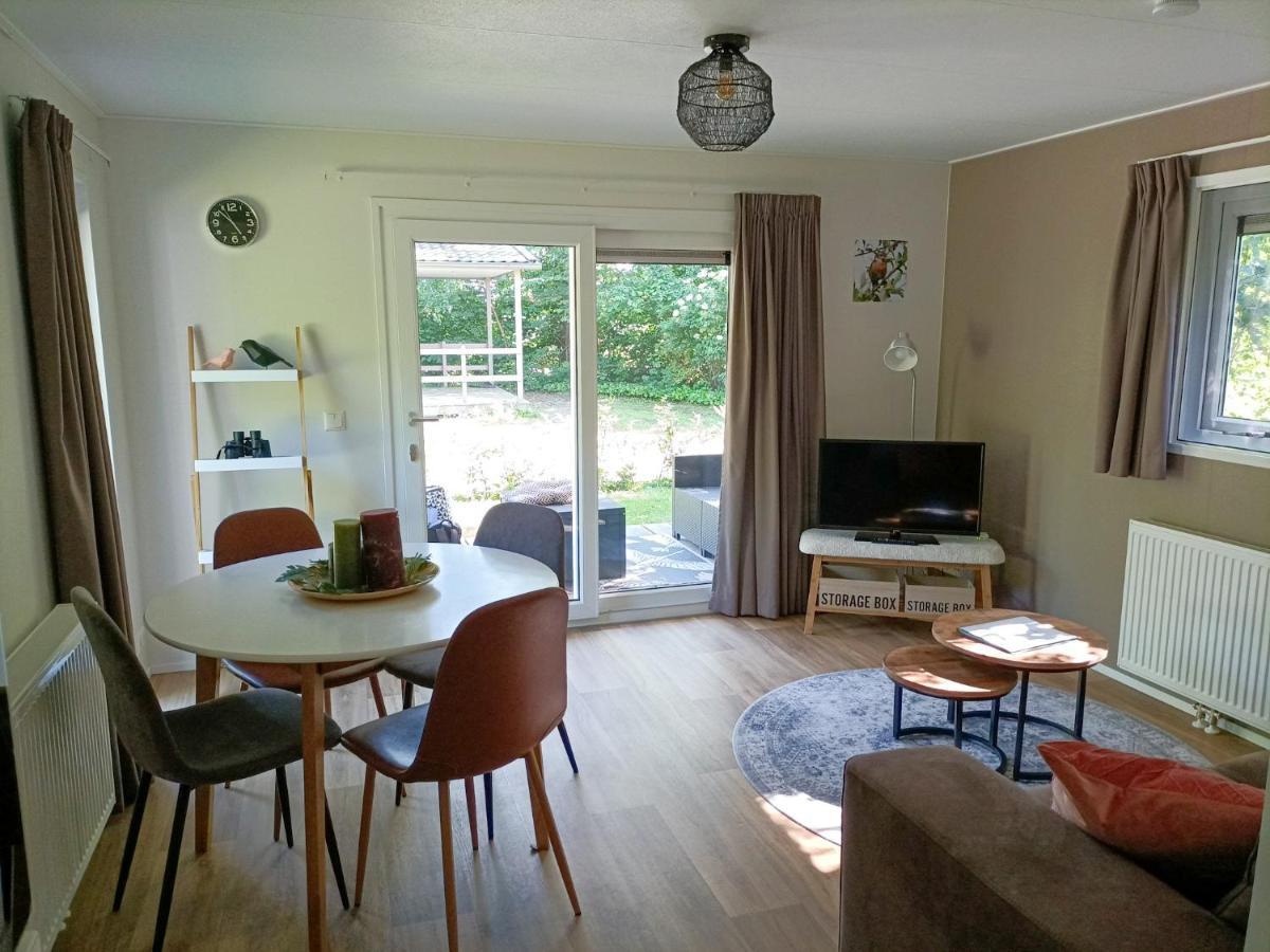 4P Chalet Tolve Met 4 Fietsen Vlakbij Natuurgebieden Drents Friese Wold, Fochteloerveen En Gevangenisdorp Veenhuizen 奥斯特沃尔德 外观 照片